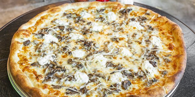 Mushroom Pizza