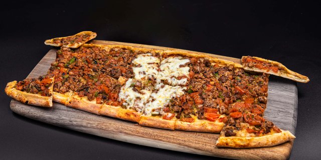 Meat Pide