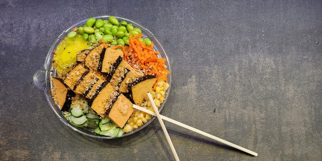 Vegan Salmon Poke Bowl