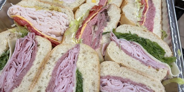 Signature Sandwich Tray
