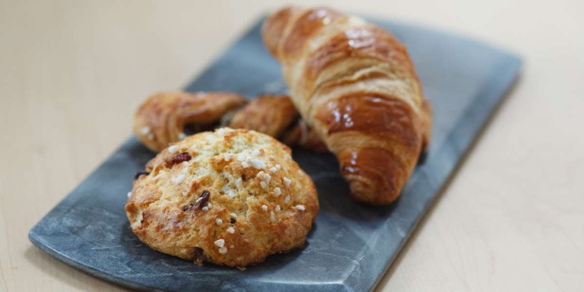 ViaOeste Cafe & Bakery
