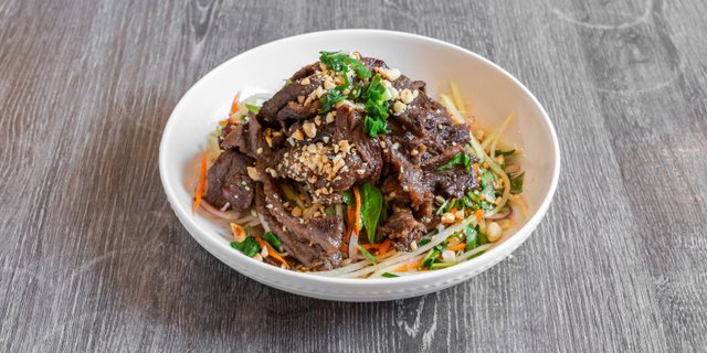 Beef Papaya Salad