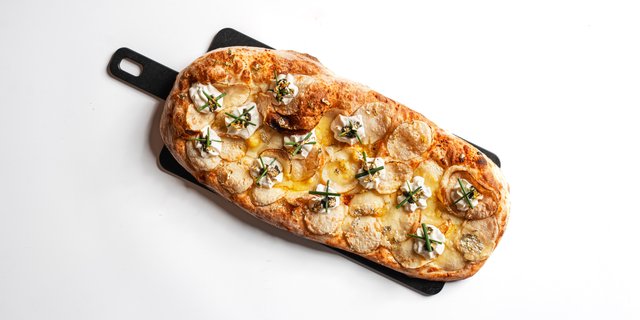 La Zarina Pizza
