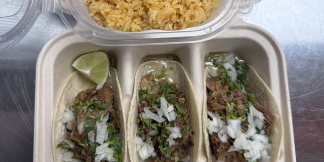 Tres Tacos