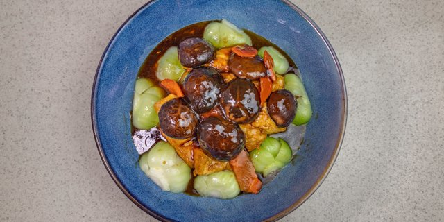 Braised Tofu W/ Mushrooms
