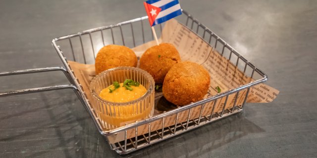 Croquetas de Jamon al Estilo Fermin