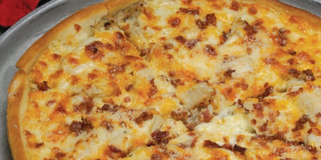 Large Chicken Bacon Ranch Pizza