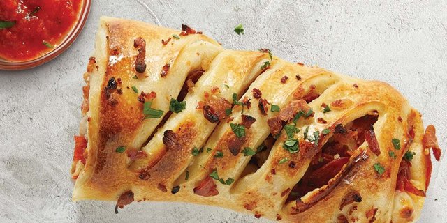 Pepperoni, Sausage & Bacon 24" Whole Stromboli
