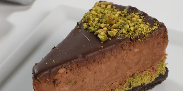 Dubai Chocolate Cheesecake