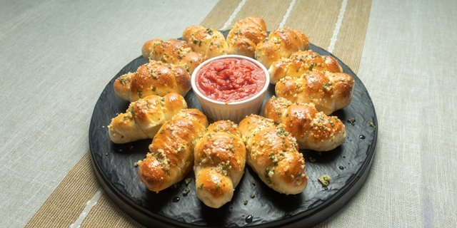 Garlic Rolls