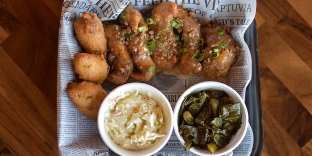 Honey Pecan Chicken Boxed Lunch