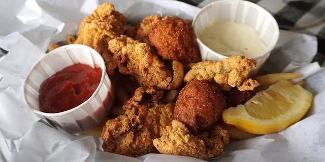 Fried Oysters Basket