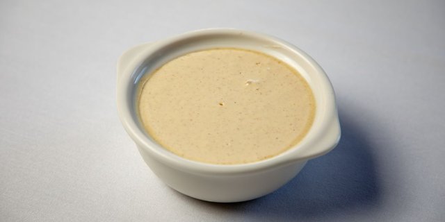 Buttermilk Roasted Garlic Dressing