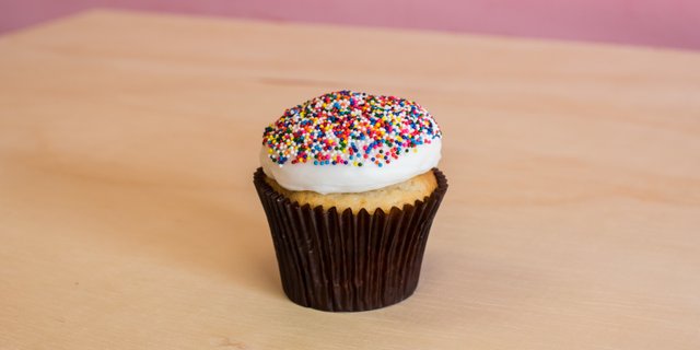 Birthday Cake Cupcakes