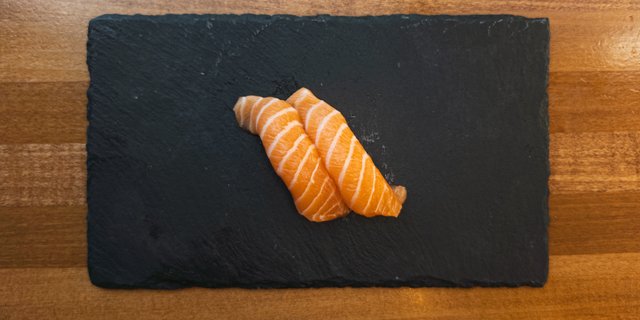 Salmon Nigiri