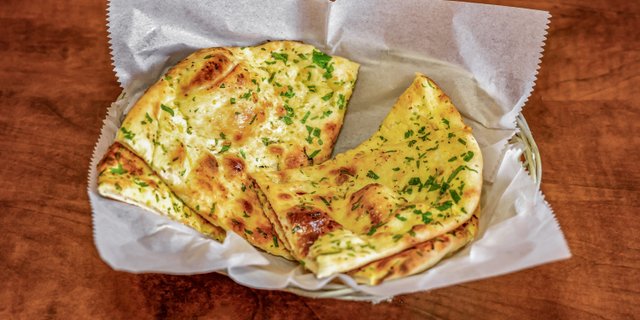 Garlic Naan Tray