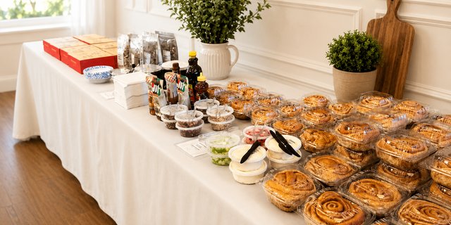 Build-Your-Own Cinnamon Roll Bar