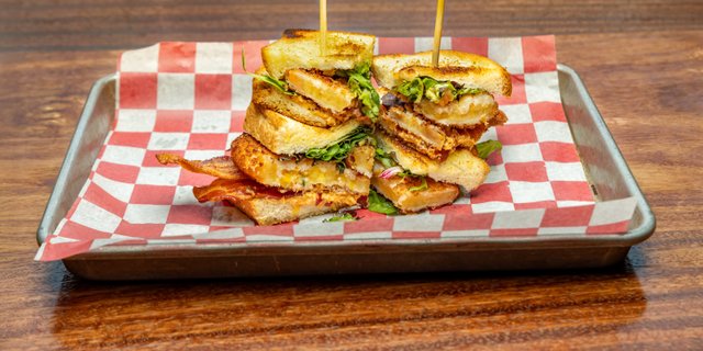 Magnolia & May BLT Sandwiches