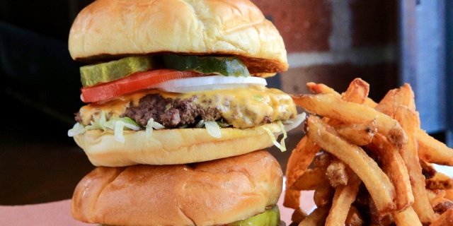 Single Smash Burger Boxed Lunch