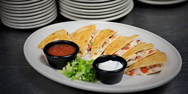 Chicken Quesadilla (Serves 3-4)