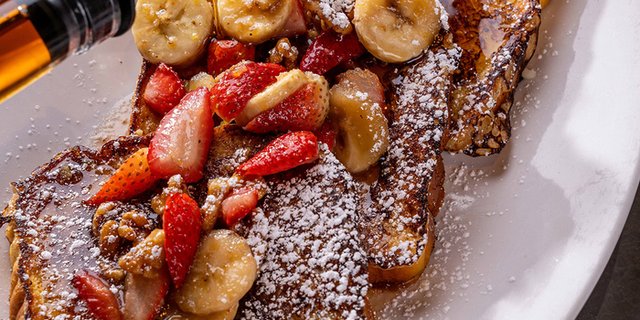 Grand Marnier French Toast Flambée