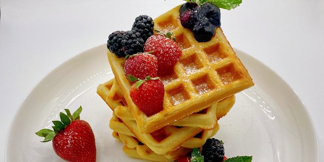 Classic Mini Waffles Tray