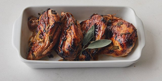 Chicken W/ Sage & Onion