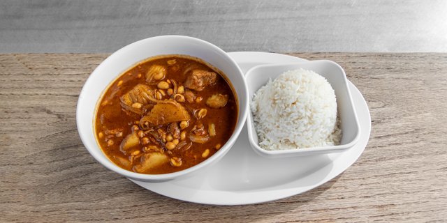 Chicken Massaman Curry