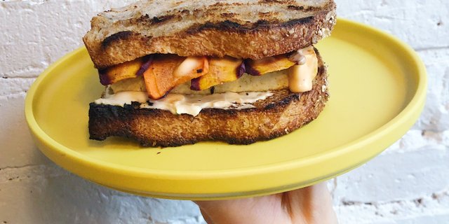 Vegan Breakfast Sandwich