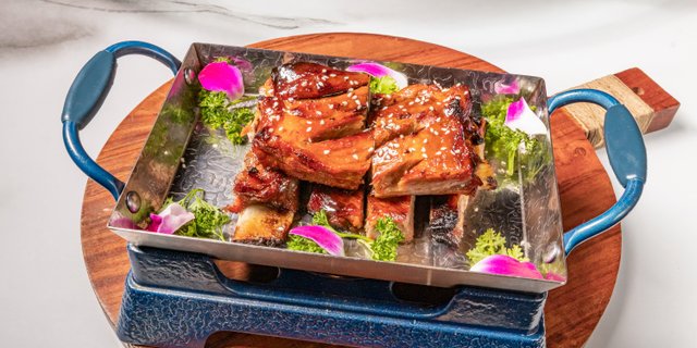 Tangerine-Glazed Pork Ribs
