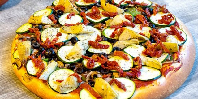 Cheeseless Veggie Pizza