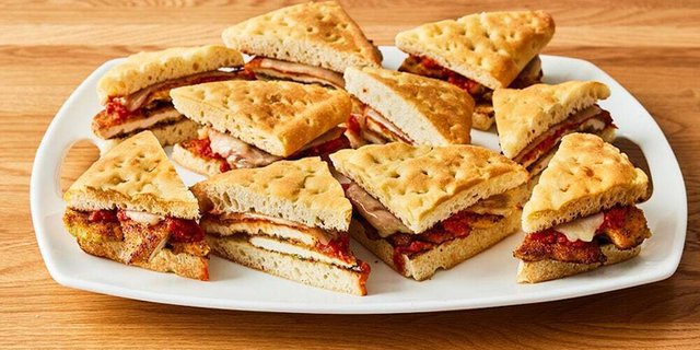 Chicken Parmesan Sandwich Tray