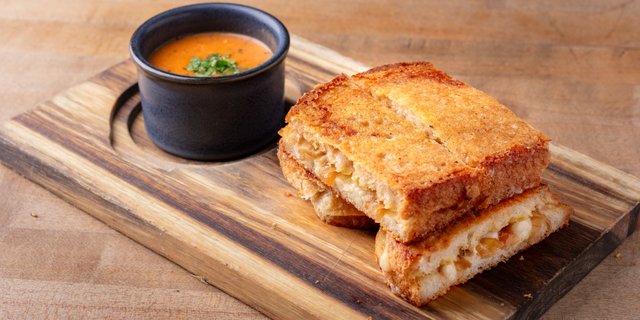 Artisan Grilled Cheese Dipper