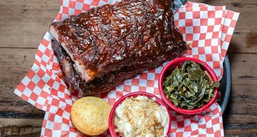 Smokin' Dave's BBQ