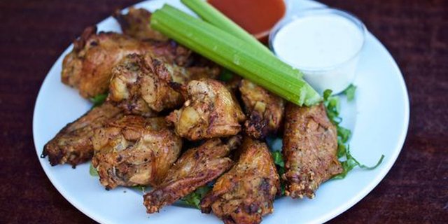 8-Piece Buffalo-Style Wings