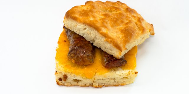 Conecuh Sausage Links & Cheddar Biscuit