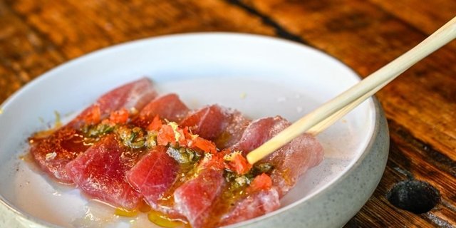 Hojoko-Style Bigeye Tuna Sashimi