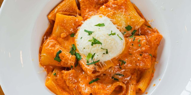 Spicy Mezzi Ala Vodka