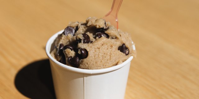 Oatmeal Chocolate Chip Cookie Dough Scoop