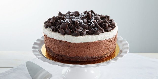 Everyone’s Favorite Gluten-Friendly Mousse Cake