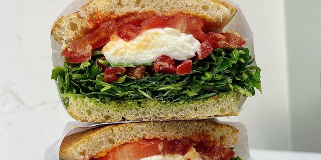 Romana Burrata Panini