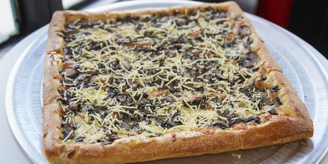 Squre Tartufo Pizza