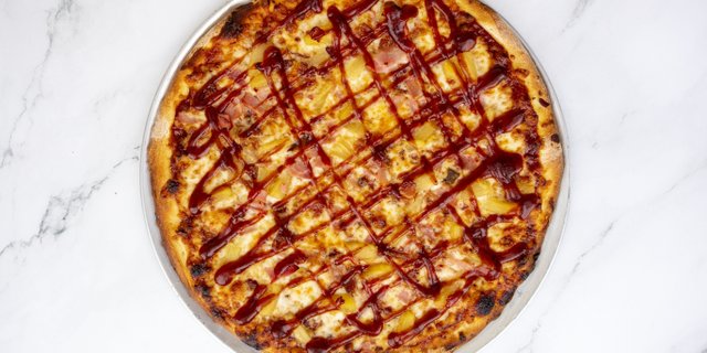 Hawaiian BBQ Pizza