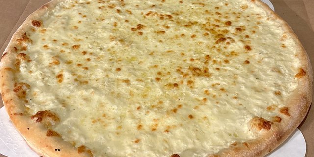 Bianca 17” Pizza