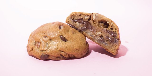 Chocolate Chip Cookie