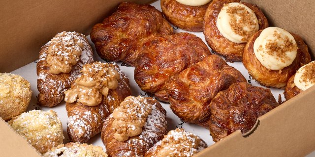 Assorted Sweet Pastry Box