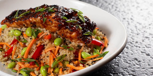 Salmon & Quinoa "Fried Rice" Bowl