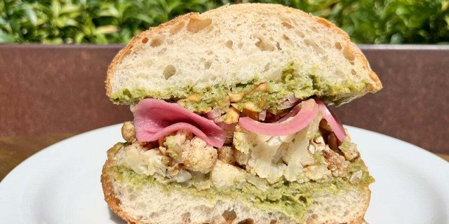 King of Cauli-Flowers Sandwich