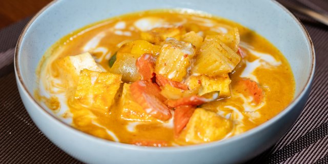 Yellow Curry Entree