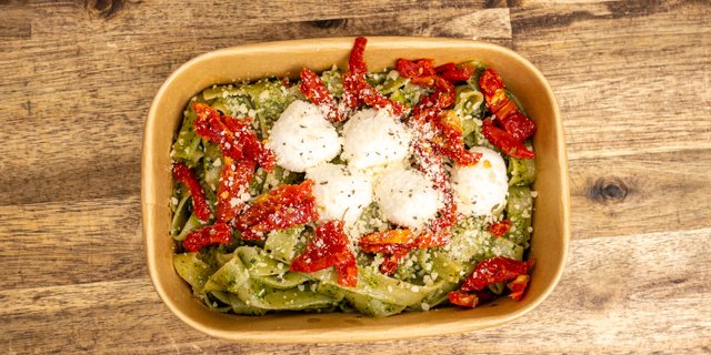 Walnut Pesto Fettuccine Bowl